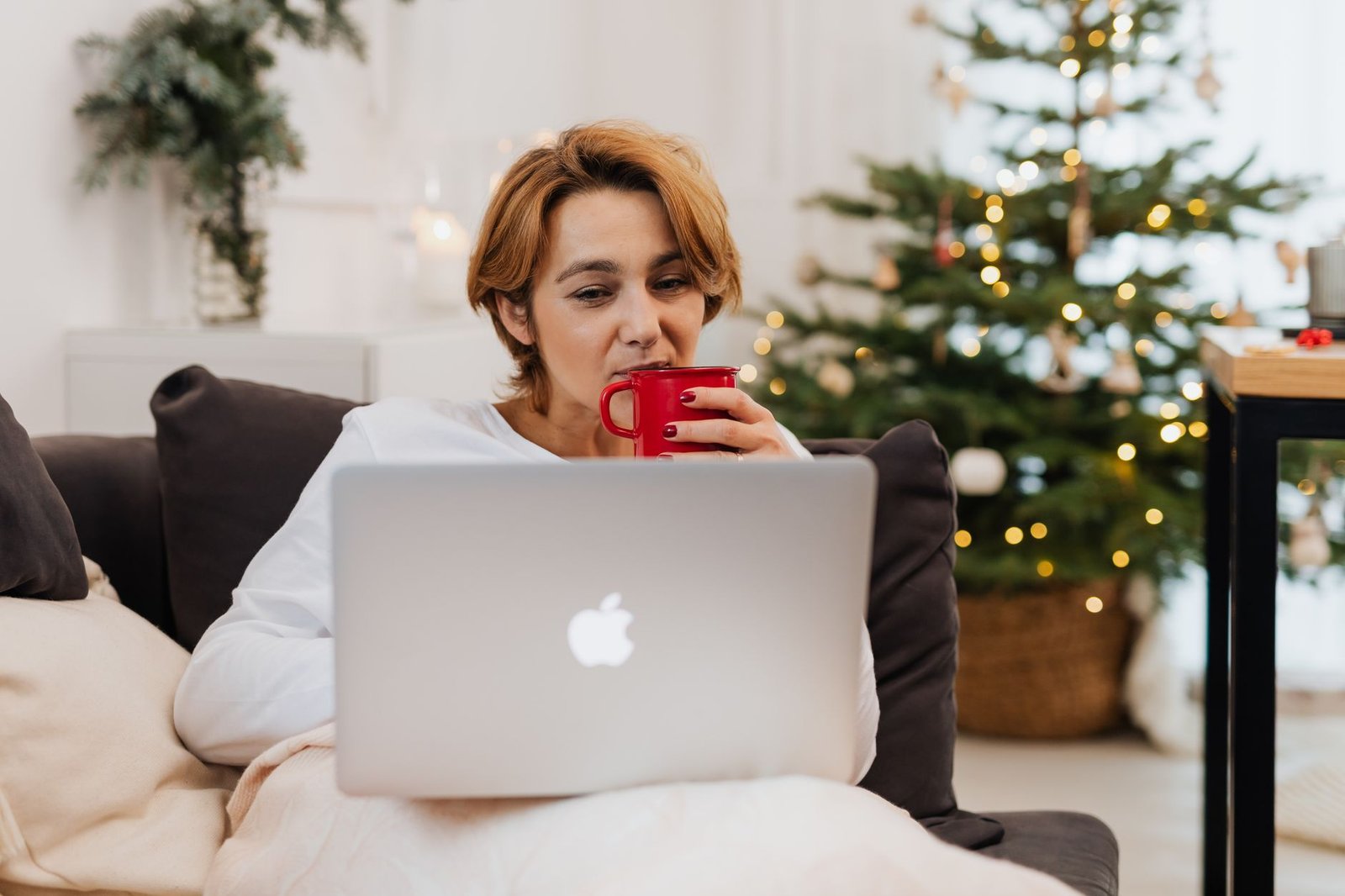 Adventsdeko für das Home Office: die wichtigsten Fragen — Hero-Aufnahme
